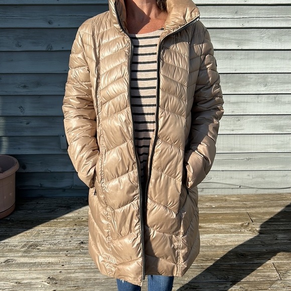 Sam Edelman puffer coat in beige/latte/champagne long high neck M - Picture 9 of 9